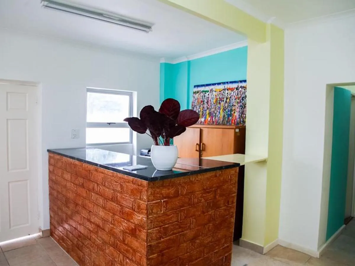 Relaxing Guest Huse In The Heart Of Ndabeni ケープタウン