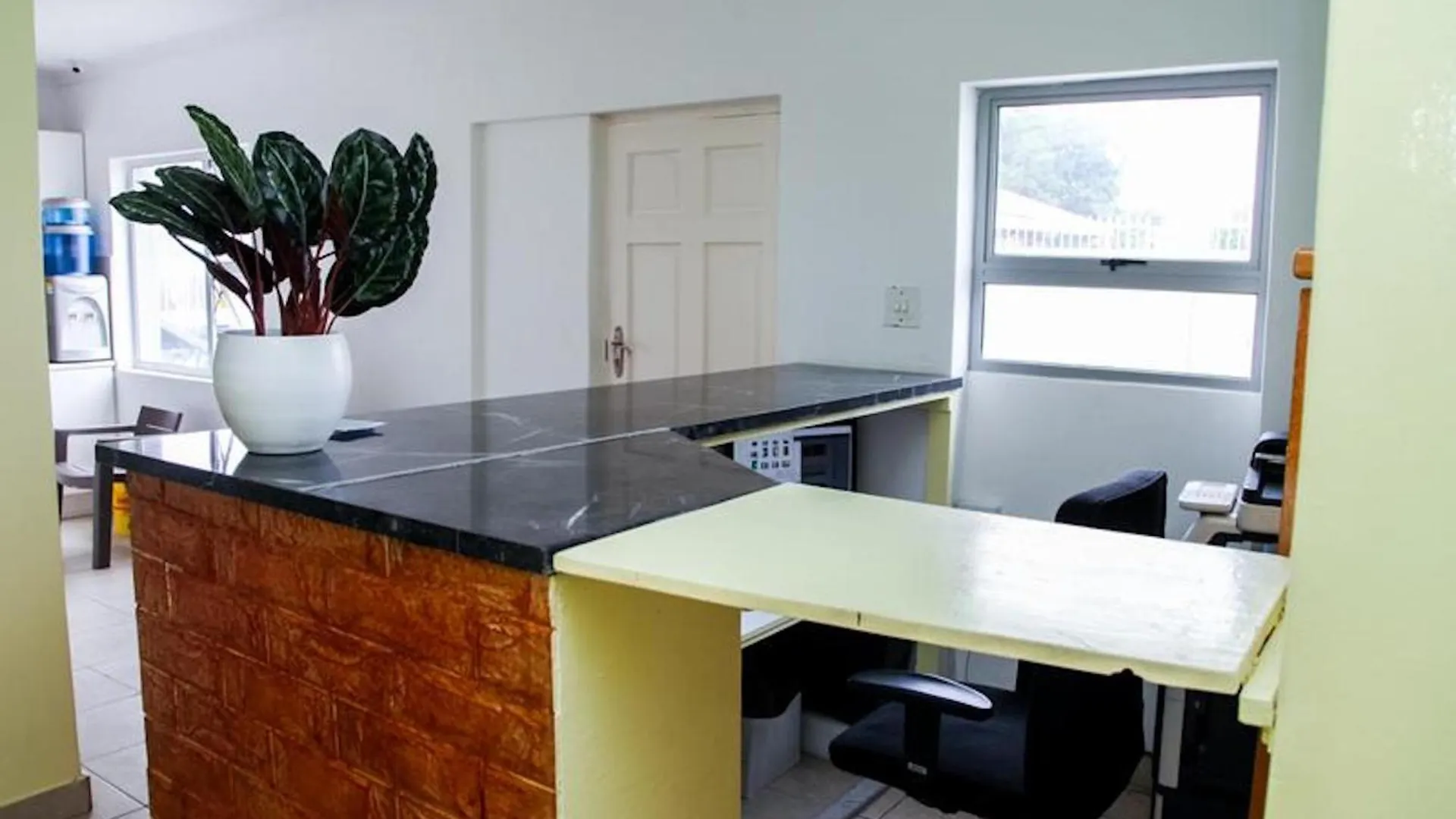 Relaxing Guest Huse In The Heart Of Ndabeni Cape Town